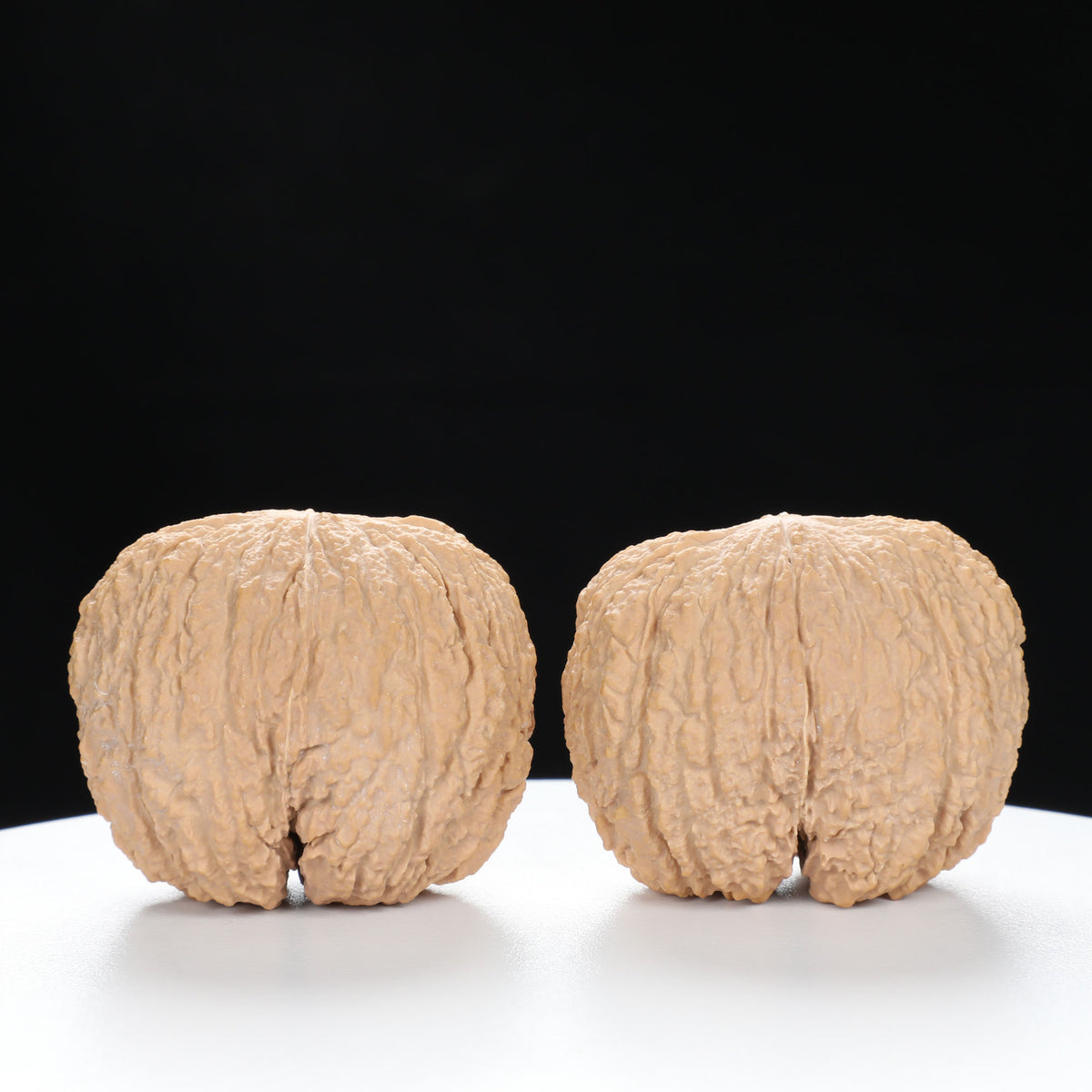 “Golden Monkey Head” Golden Thread Monkey Head Wenwan Walnuts Pair | Size:40L*30W*33H | UPI:UR-00095