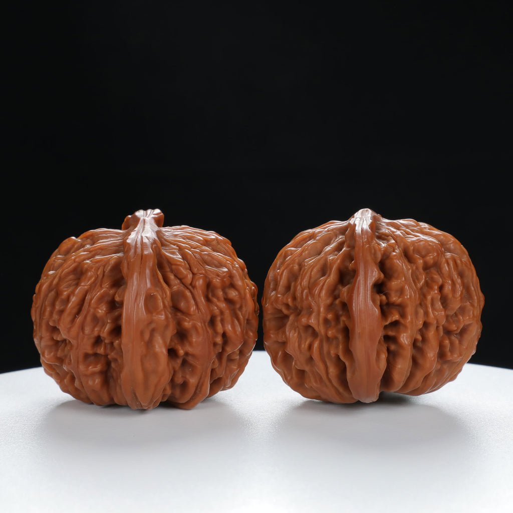 "Si Zuo Lou" Authentic entry level Wenwan Walnuts Pair | Size:42L*43W*35H | UPI:UR-00013