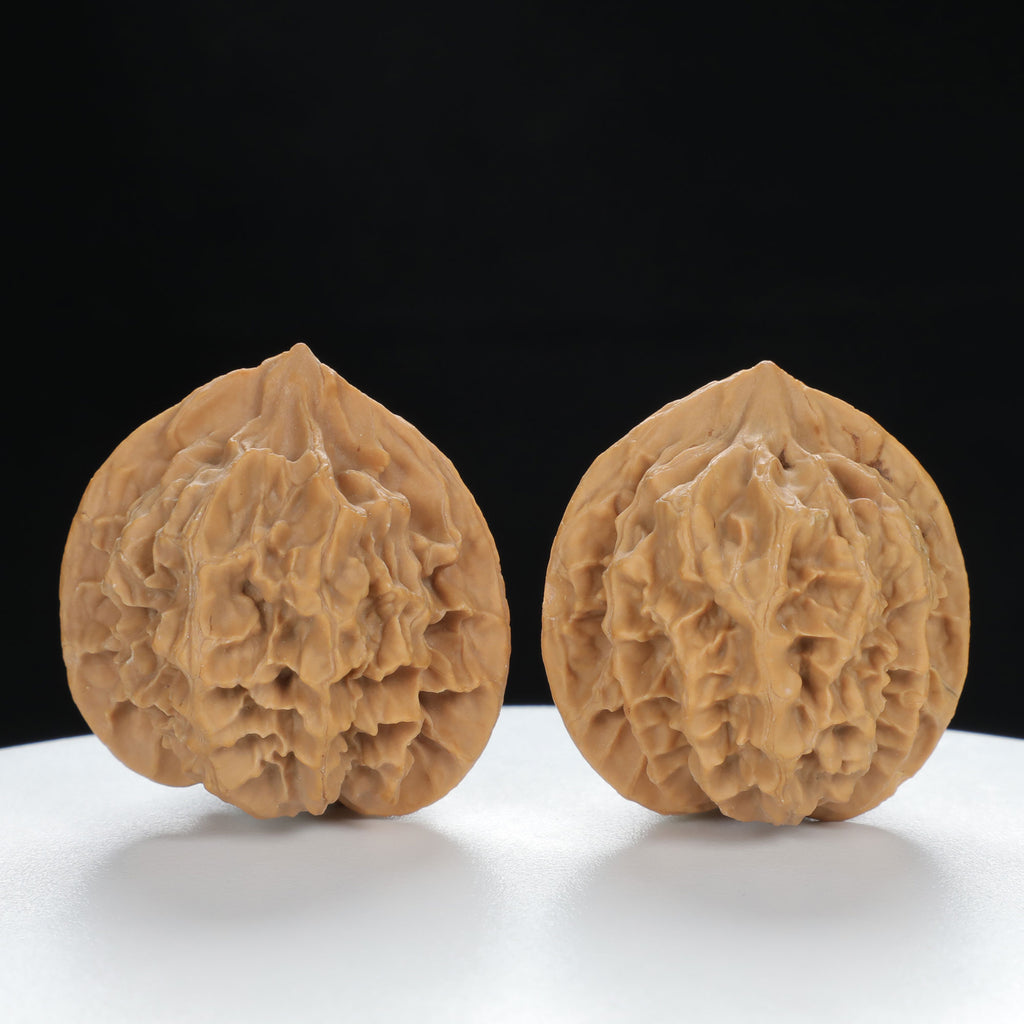 "Large Mandarin Hat" Vintage-style entry level Wenwan Walnuts Pair | Size:38L*38W*40H | UPI:UR-00020