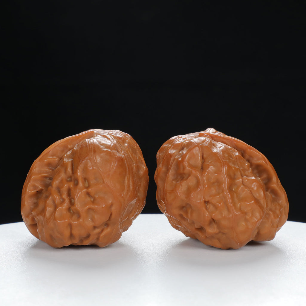 "Single Ridge" Refined entry level Wenwan Walnuts Pair | Size:36L*38W*28H | UPI:UR-00030