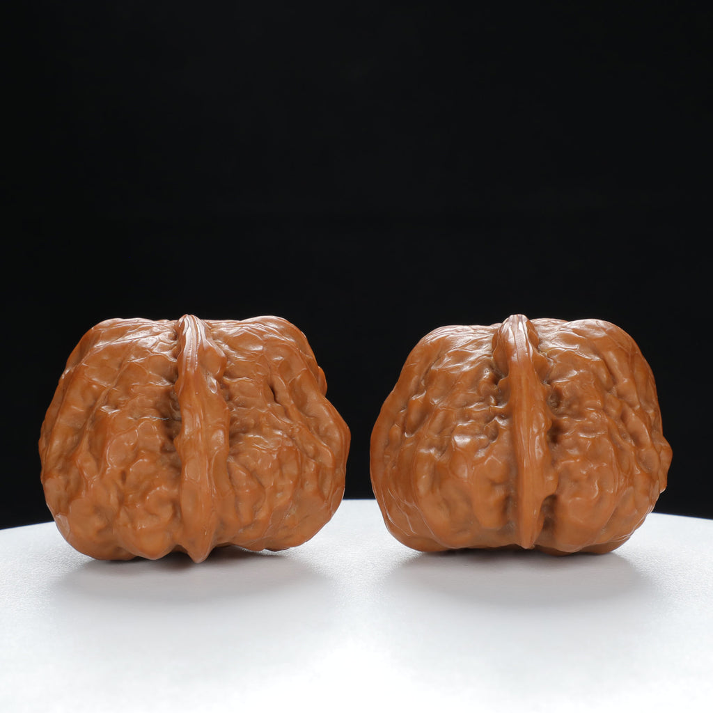 "Single Ridge" Refined entry level Wenwan Walnuts Pair | Size:36L*38W*28H | UPI:UR-00030