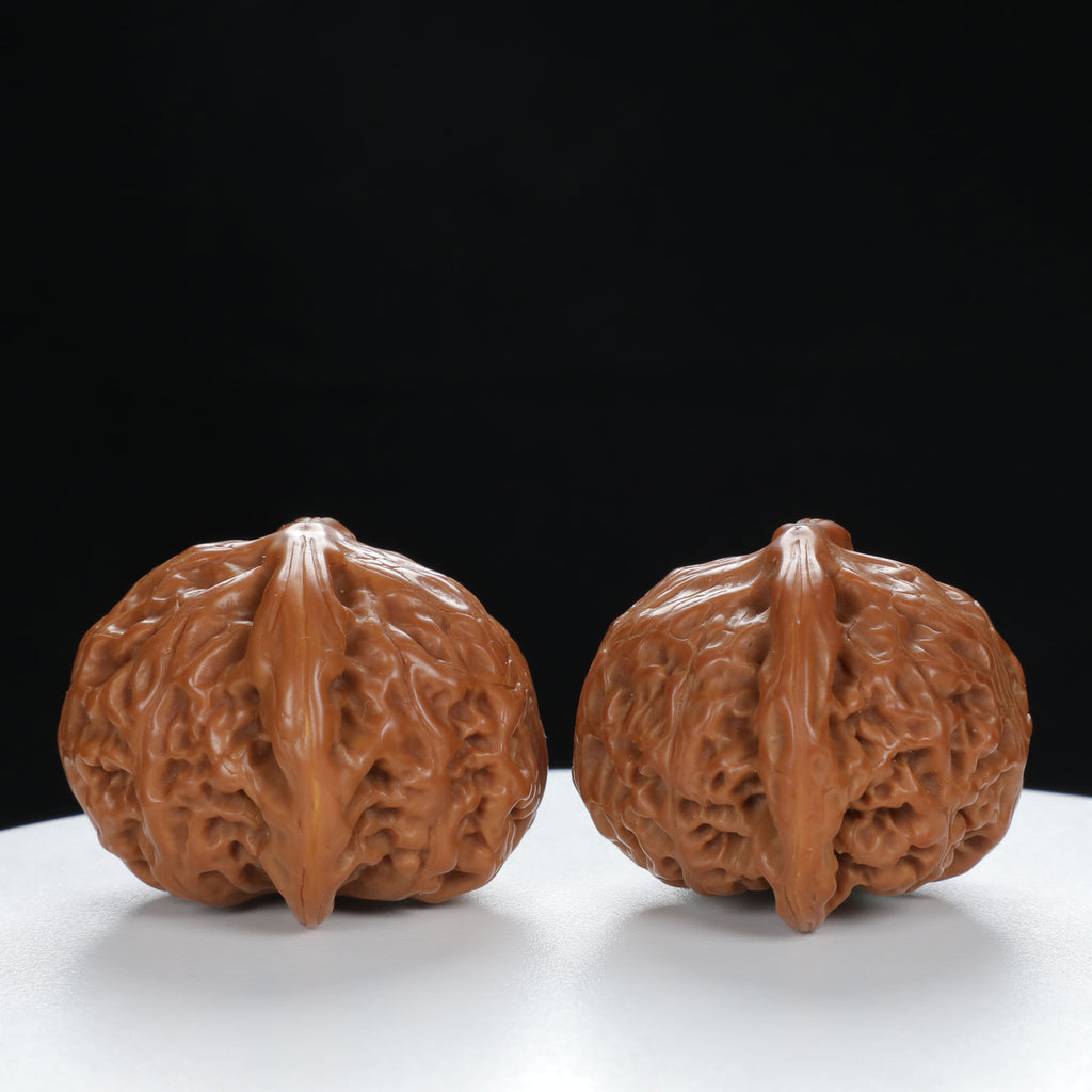 "Palace Lantern" Authentic entry level Wenwan Walnuts Pair | Size:42L*39W*32H | UPI:UR-00031