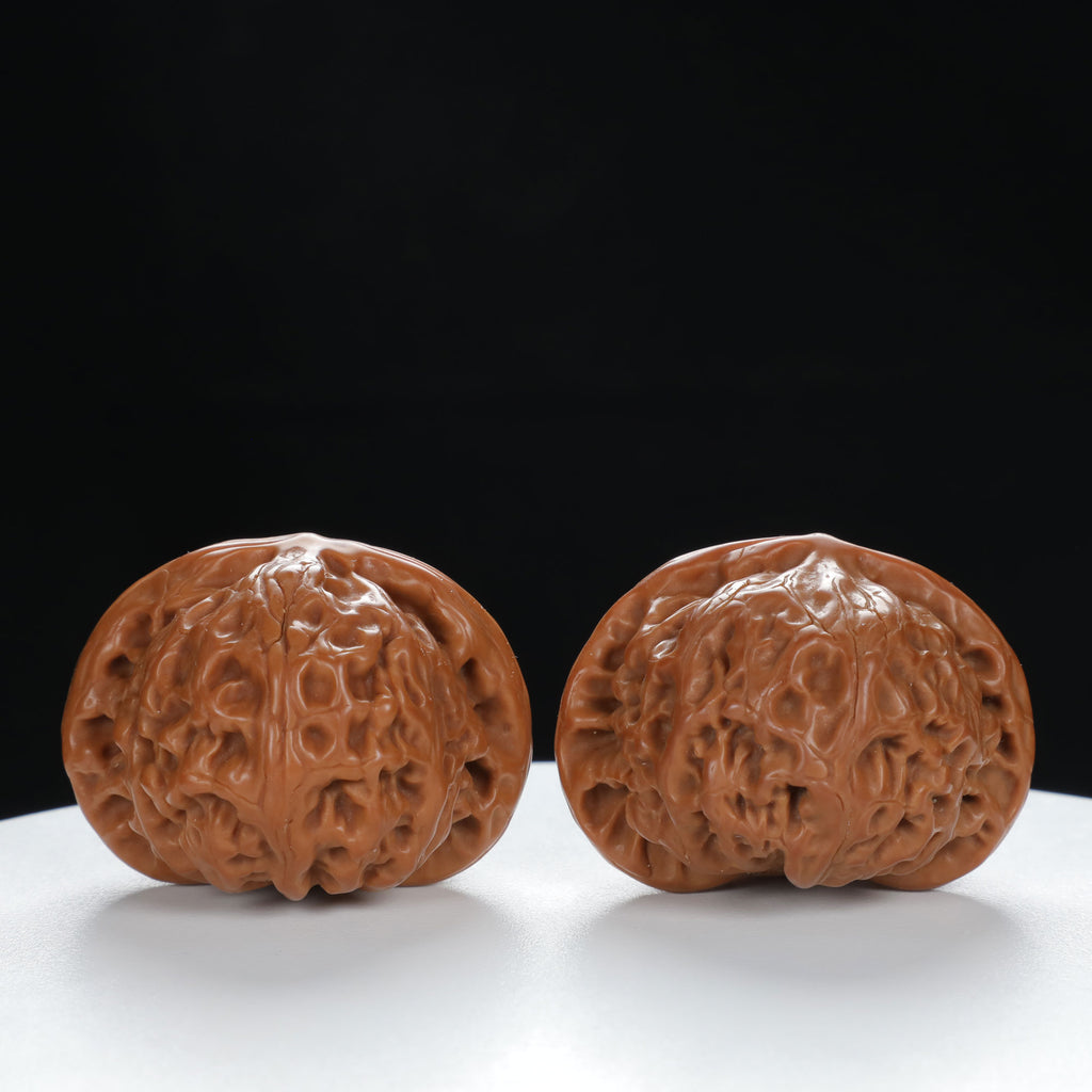 "Palace Lantern" Authentic entry level Wenwan Walnuts Pair | Size:42L*39W*32H | UPI:UR-00031
