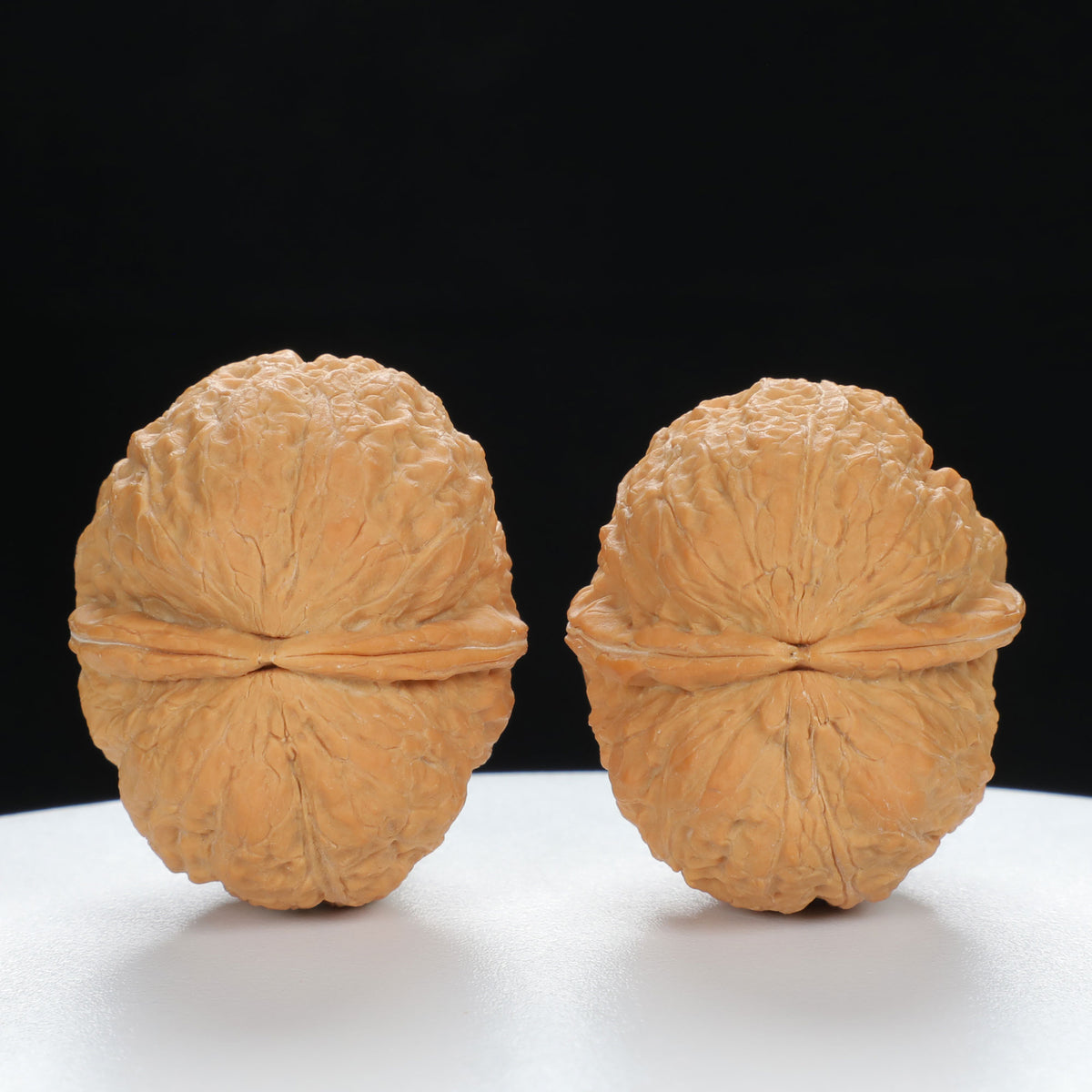 "Toad Head" Original entry level Wenwan Walnuts Pair | Size:32L*38W*34H | UPI:UR-00032