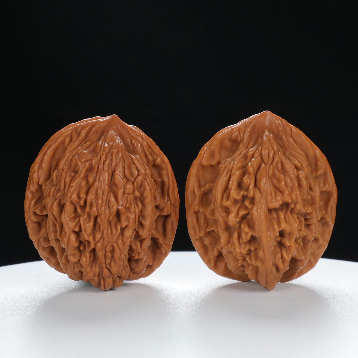 "Wheat Ear Tiger" Curated entry level Wenwan Walnuts Pair | Size:38L*35W*43H | UPI:UR-00035
