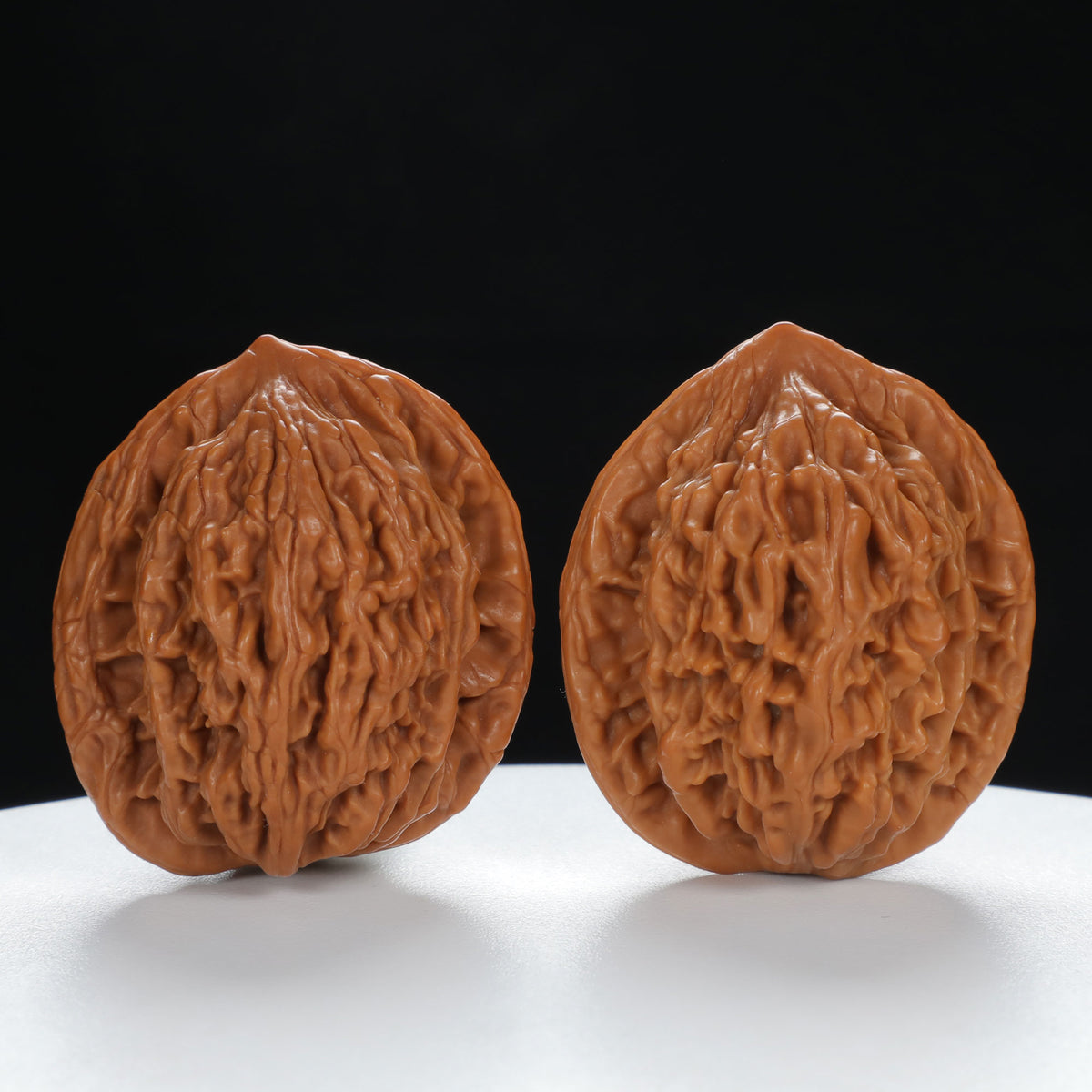 "Wheat Ear Tiger" Curated entry level Wenwan Walnuts Pair | Size:38L*35W*43H | UPI:UR-00035