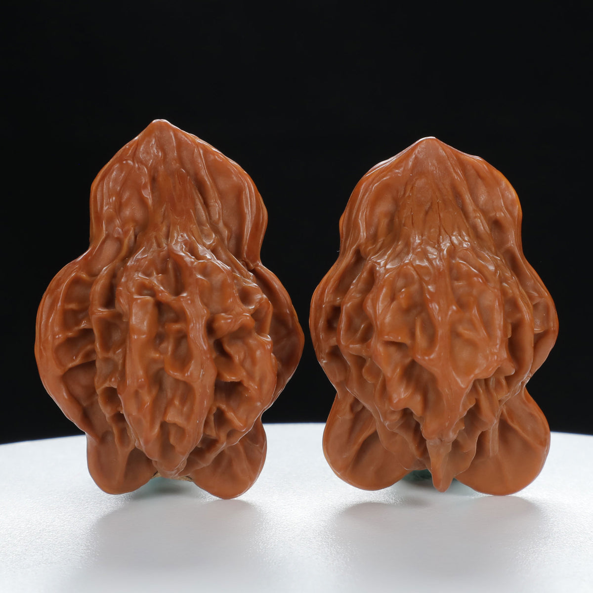 "Little Bird" Time-honored entry level Wenwan Walnuts Pair | Size:30L*29W*43H | UPI:UR-00040