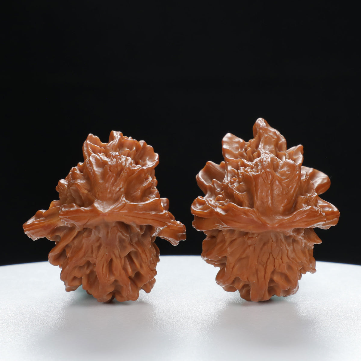 "Little Bird" Time-honored entry level Wenwan Walnuts Pair | Size:30L*29W*43H | UPI:UR-00040
