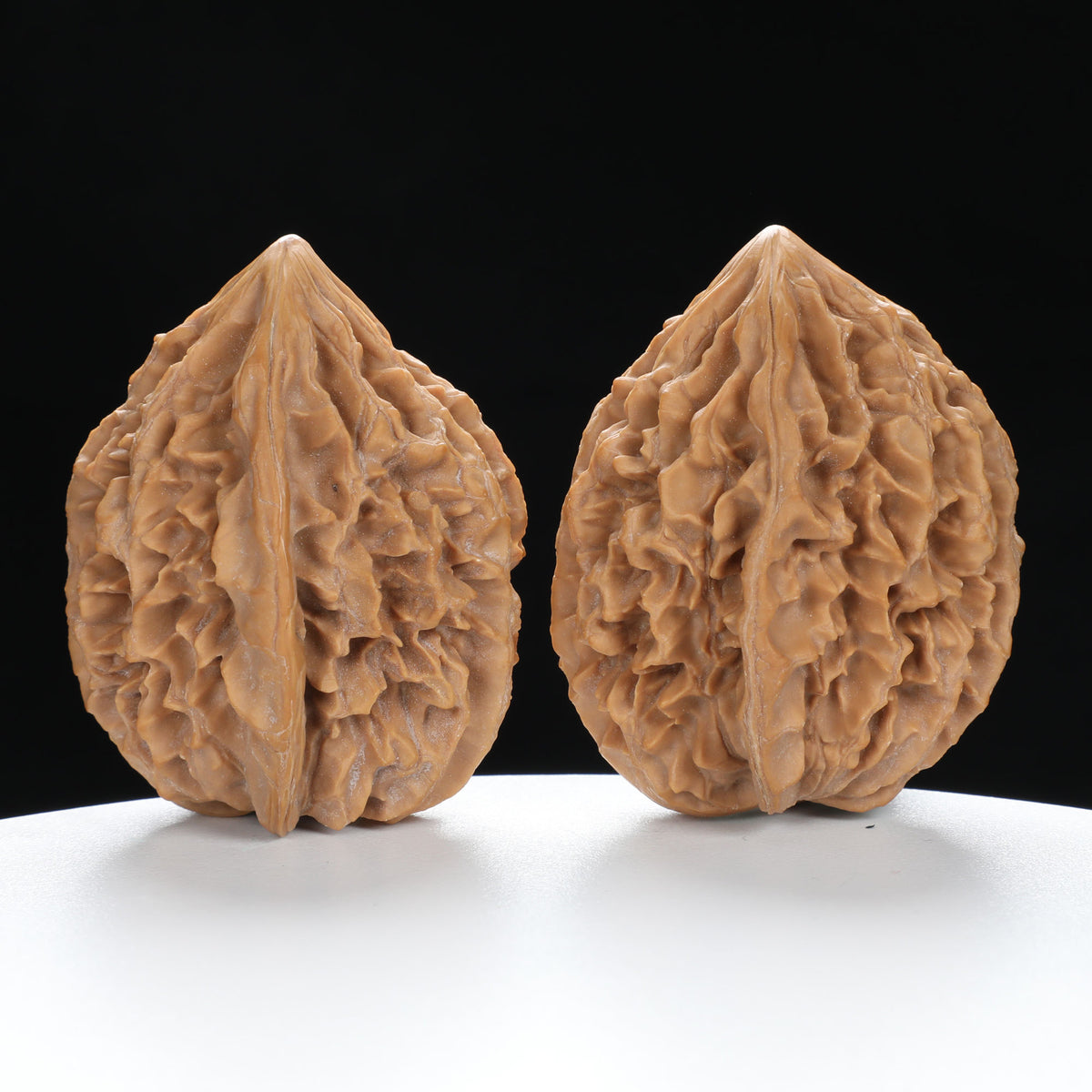”Fortune Mouse / Bodhi Seed” Fortune Rat (Nine-Story Pagoda Origin) Tall-Stature Wenwan Walnuts Pair | Size:38L*41W*53H | UPI:UR-00041