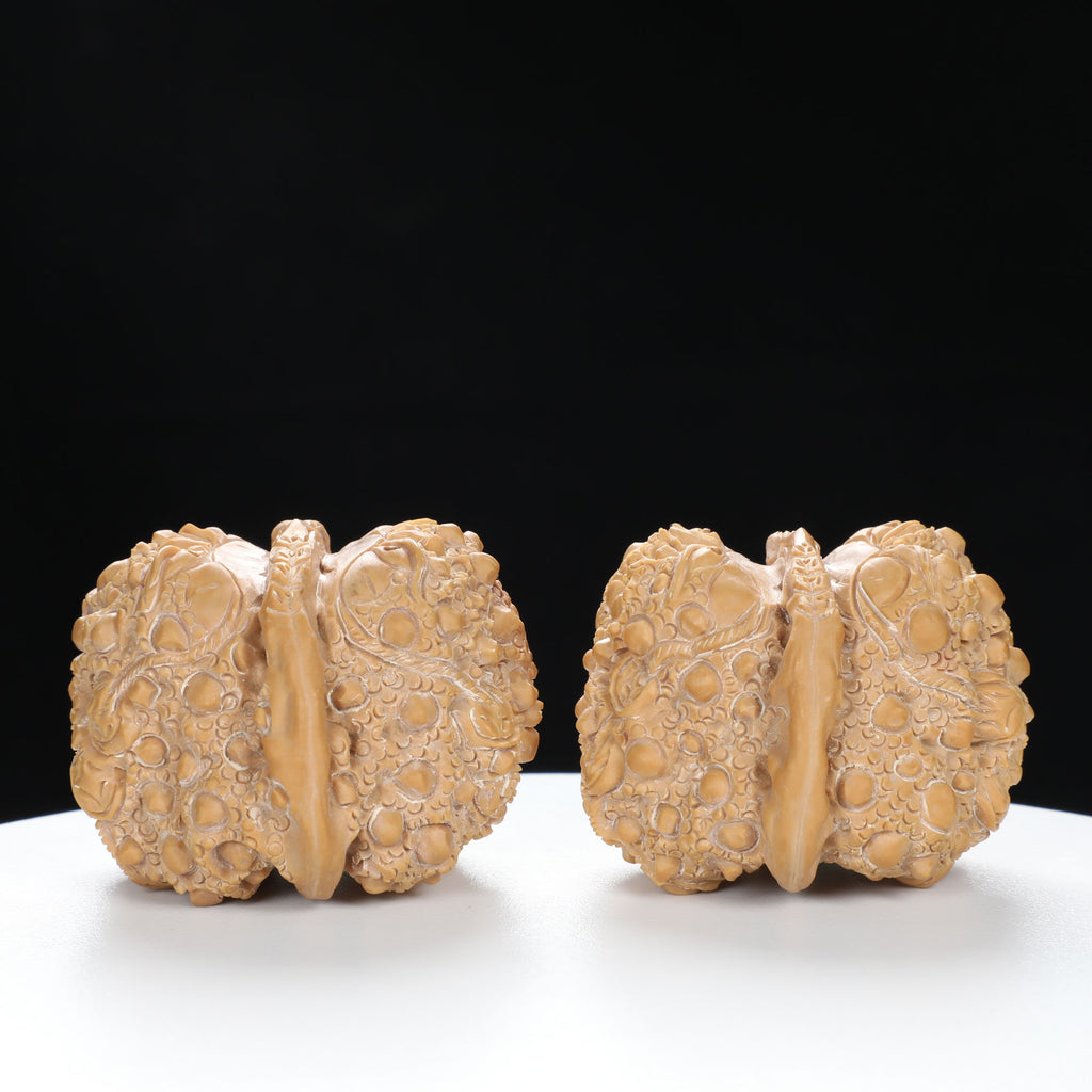 ”Toad Head” Double-Sided Carved Wealth Toad Wenwan Walnuts Pair | Size:41L*42W*32H | UPI:UR-00090