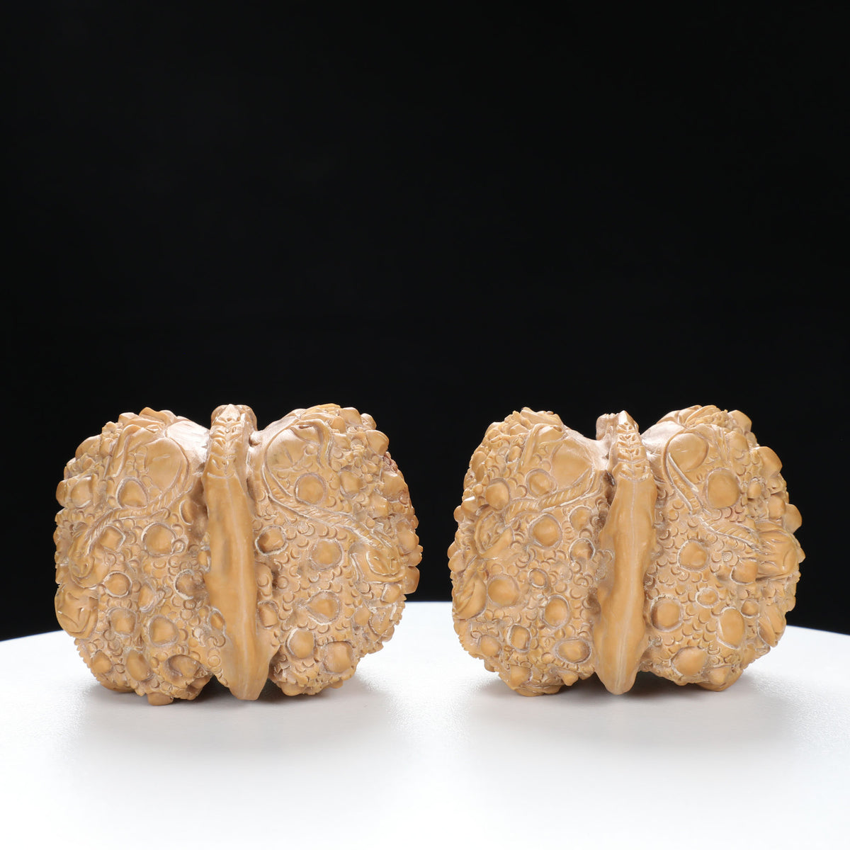 ”Toad Head” Double-Sided Carved Wealth Toad Wenwan Walnuts Pair | Size:41L*42W*32H | UPI:UR-00090