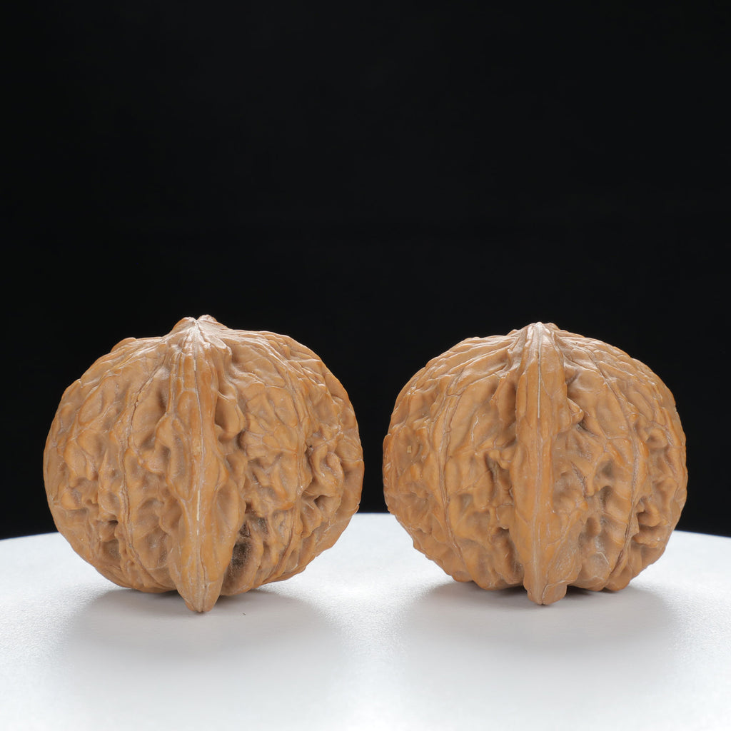 "Millstone" Distinctive entry level Wenwan Walnuts Pair | Size:40L*36W*30H | UPI:UR-00050