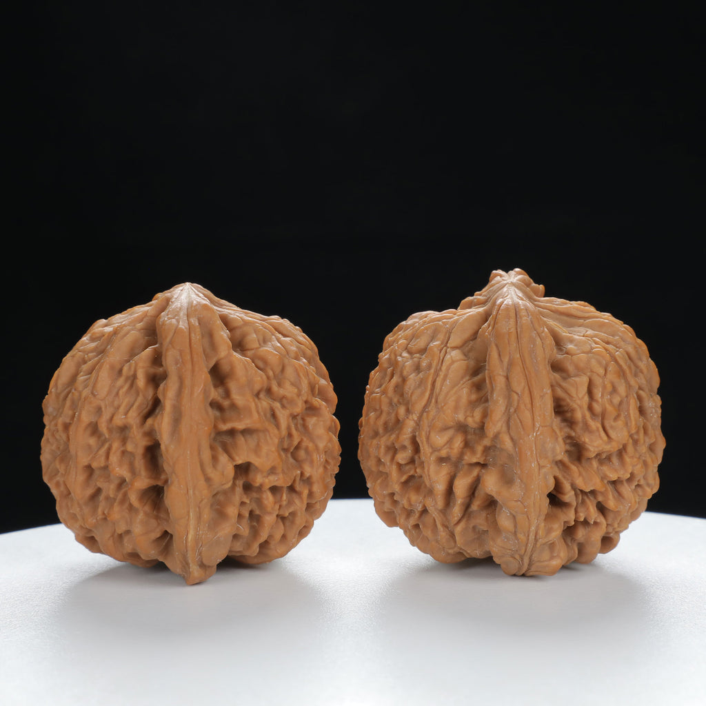 "Nanjiang Stone" Refined entry level Wenwan Walnuts Pair | Size:41L*39W*37H | UPI:UR-00051