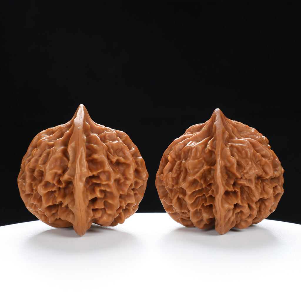 “Qilin Scale Pattern” Imperial Collection Qilin Guanmao Walnuts Pair 48L*47W*44H | UPI:UR-00052
