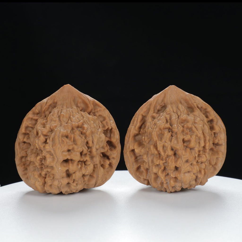 "Large Mandarin Hat" Elegant entry level Wenwan Walnuts Pair | Size:50L*46W*50H | UPI:UR-00058