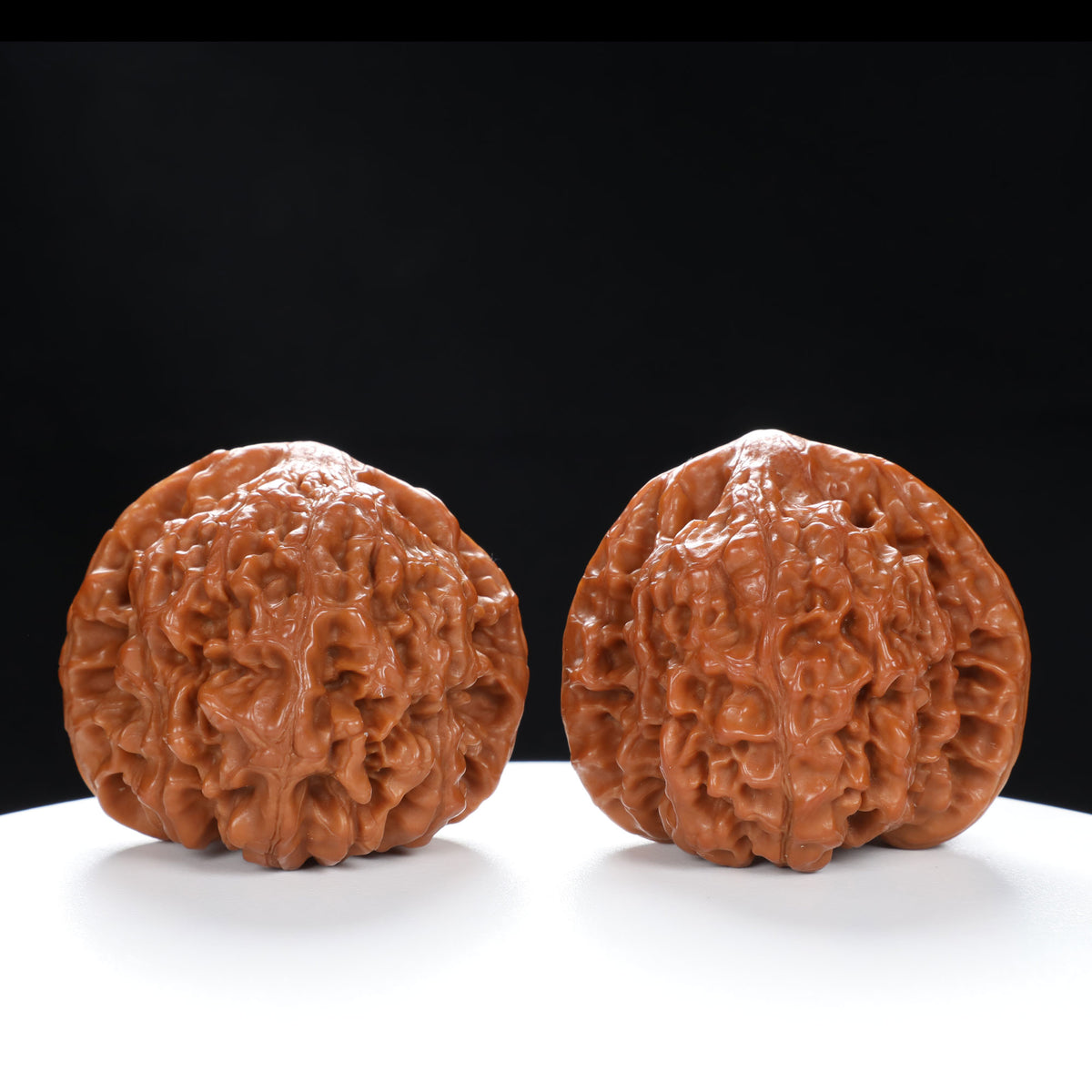 "Snake Head" Collector's Ultra Rare Full-Bellied Snake Head Hand-Matched Wenwan Walnuts Pair | Size:49L*40W*42H | UPI:UR-00060