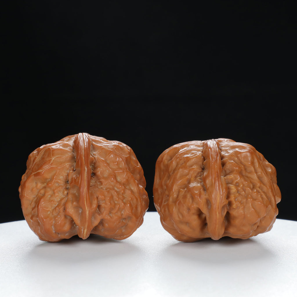 "Single Ridge" Artisan entry level Wenwan Walnuts Pair | Size:37L*36W*30H | UPI:UR-00063