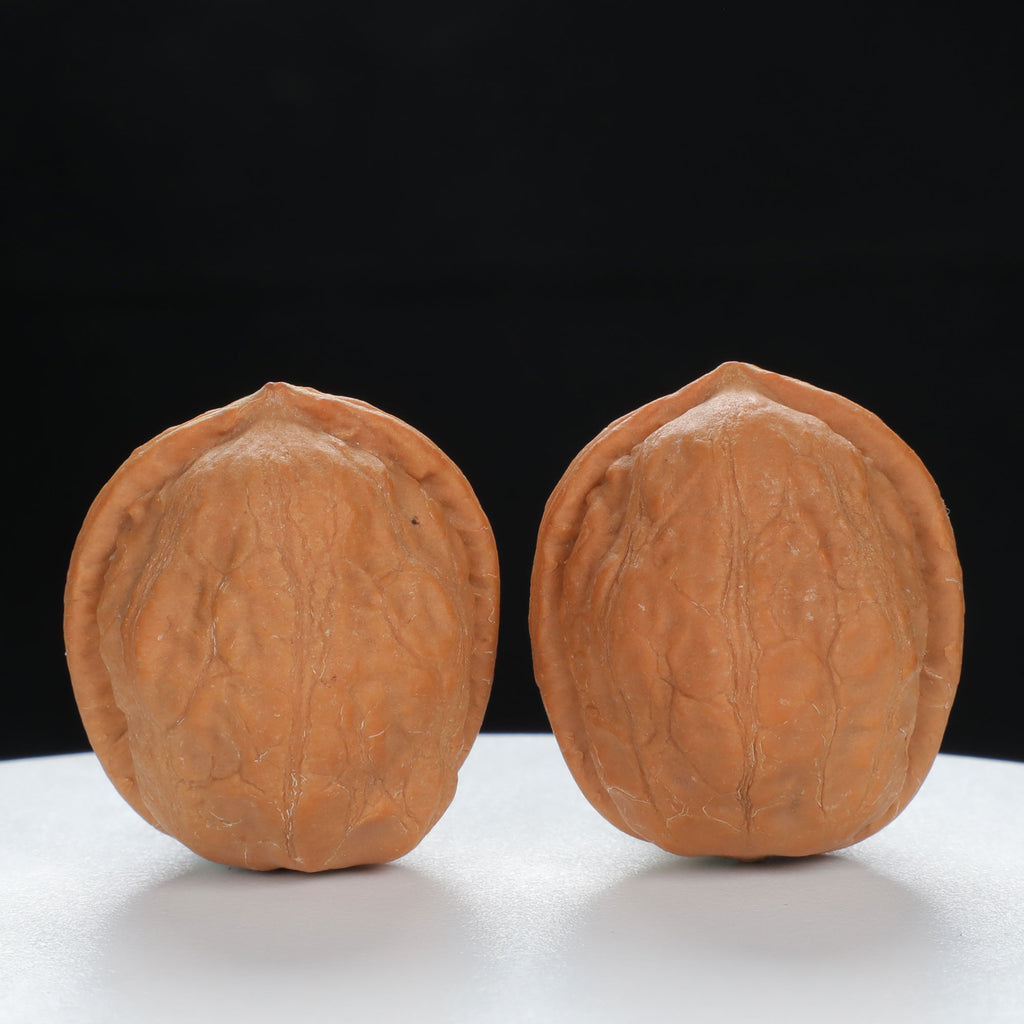 "Qiuzi" Handpicked entry level Wenwan Walnuts Pair | Size:31L*31W*35H | UPI:UR-00082
