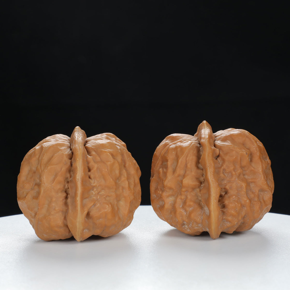 "Toad Head" Artisan entry level Wenwan Walnuts Pair | Size:38L*39W*34H | UPI:UR-00084