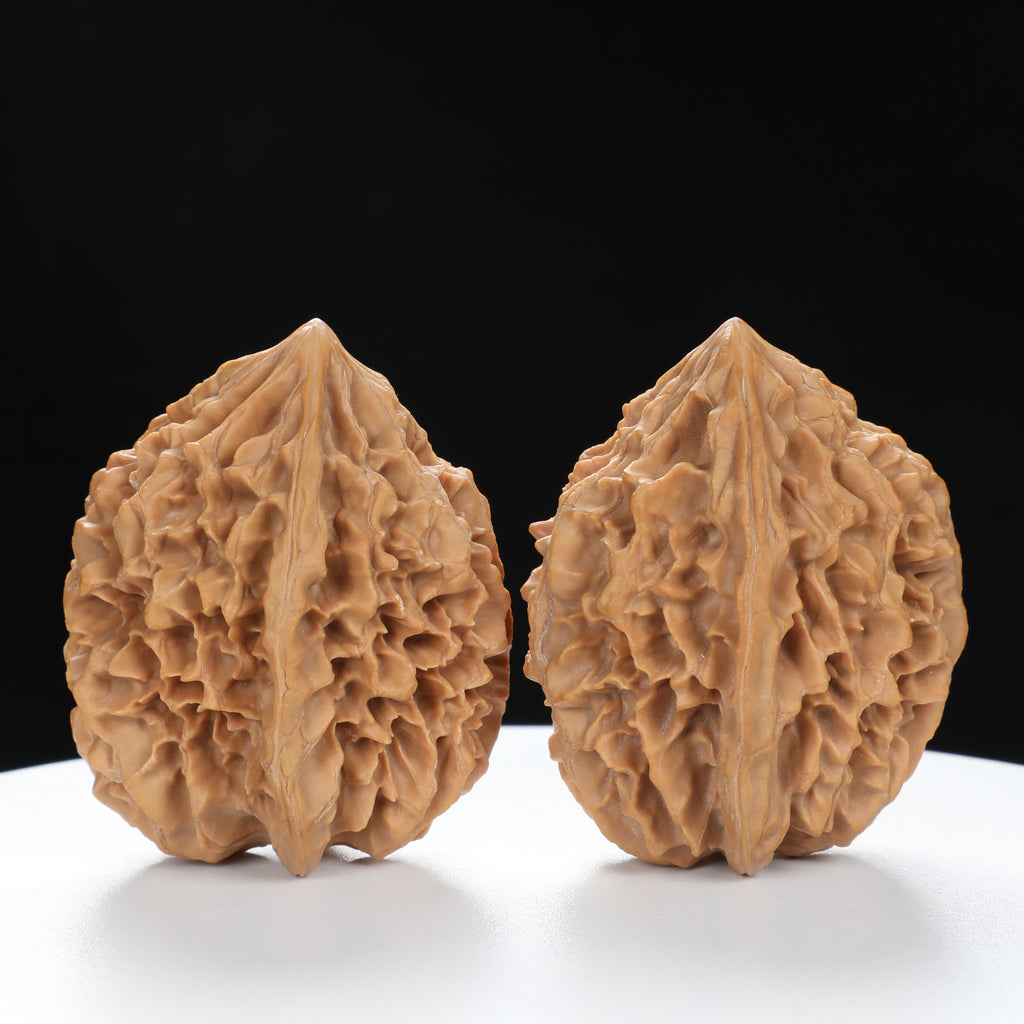 “Fortune Mouse / Bodhi Seed” Fortune Rat (Nine-Story Pagoda Origin) Tall-Stature Wenwan Walnuts Pair | Size:40L*41W*53H | UPI:UR-00043