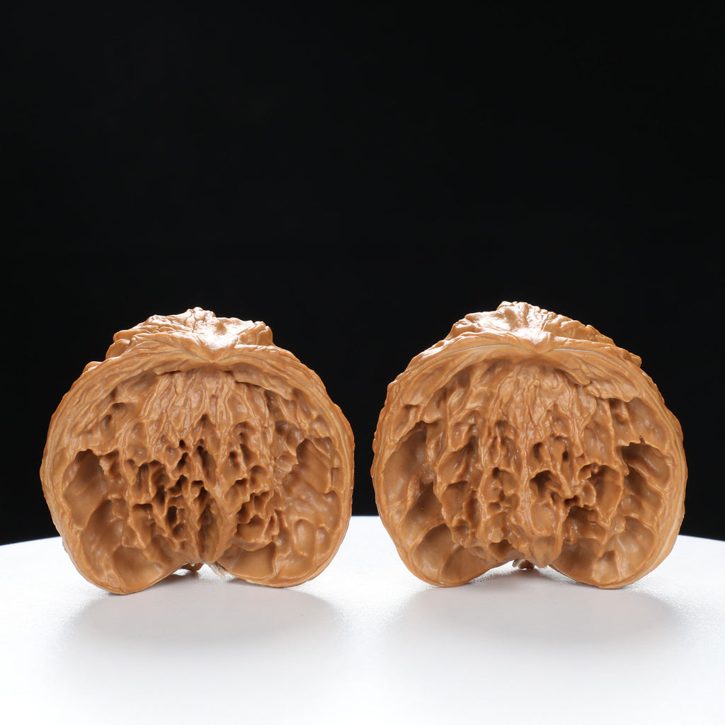 “Snake Head” Collector's Ultra Rare Full-Bellied Snake Head Hand-Matched Wenwan Walnuts Pair | Size:38L*25W*34H | UPI:UR-00092