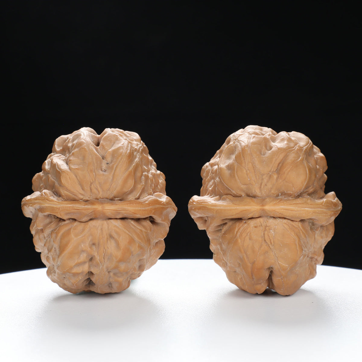 ”Toad Head” Golden Toad Hamato Wenwan Walnuts Pair | Size:36L*40W*33H | UPI:UR-00008