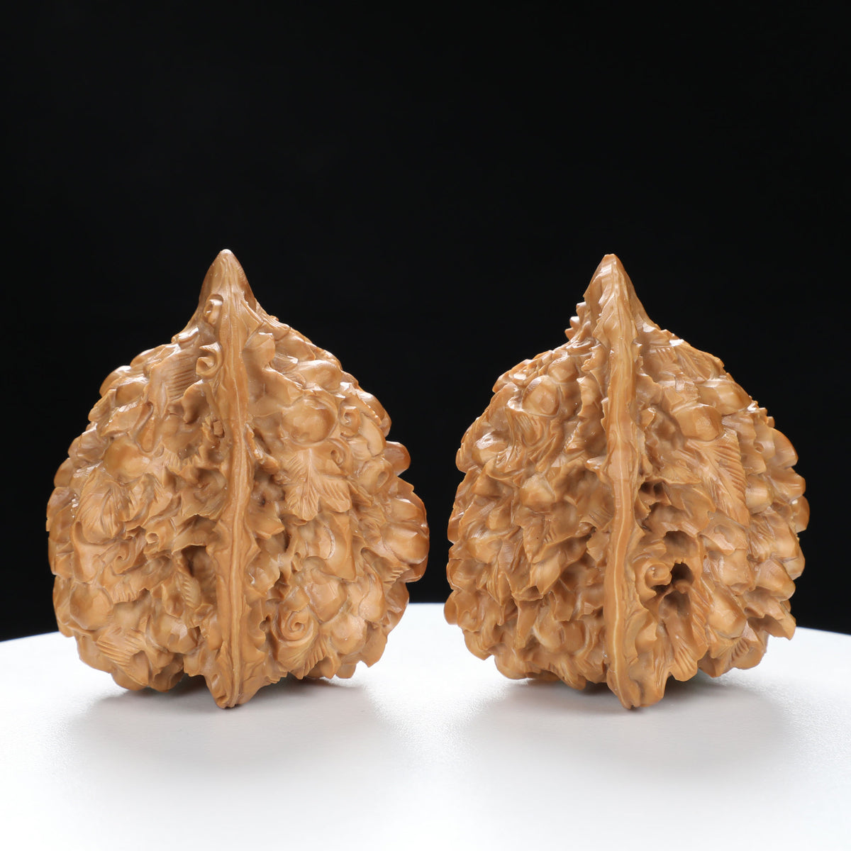 ”Large Mandarin Hat” Hand-Carved Fulushou Official's Cap Wenwan Walnuts Pair | Size:49L*43W*51H | UPI:UR-00091