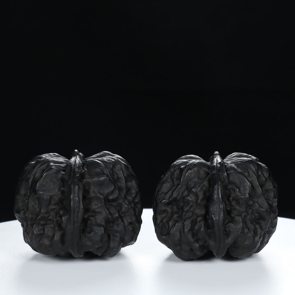 “Toad Head” Earth-Cured Dark Patina Yunnan Iron Toad Wenwan Walnuts Pair | Size:35L*37W*30H | UPI:UR-00106
