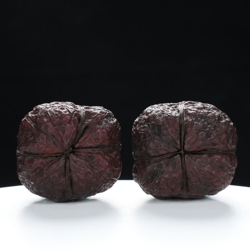 “Four-Ridged” Collector's Rare Square Four-Ridge Dimun Yuntie Toad Head Wenwan Walnuts Pair | Size:34L*31W*30H | UPI:UR-00108