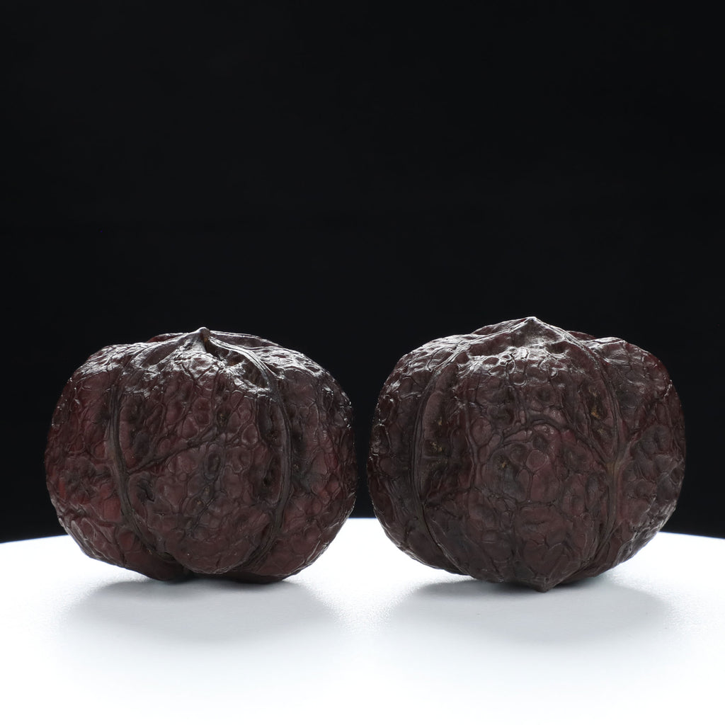 “Four-Ridged” Collector's Rare Square Four-Ridge Dimun Yuntie Toad Head Wenwan Walnuts Pair | Size:34L*31W*30H | UPI:UR-00108
