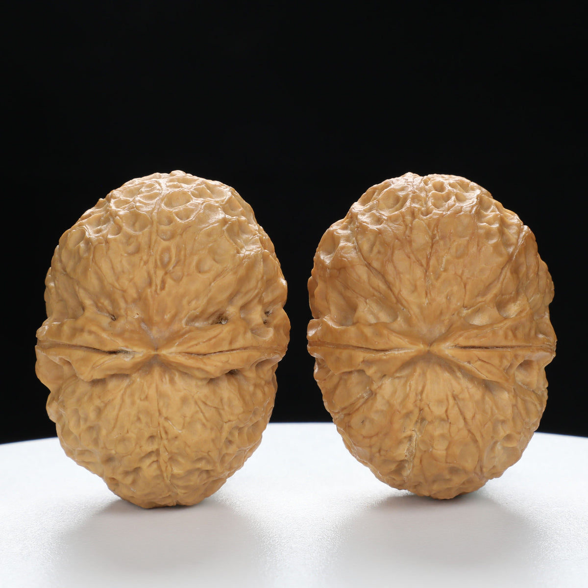 “Fortune Ingot” Big Yuanbao Gold Ingot Shape Yunnan Cloud Iron Wenwan Walnuts Pair | Size:33L*44W*35H | UPI:UR-00109