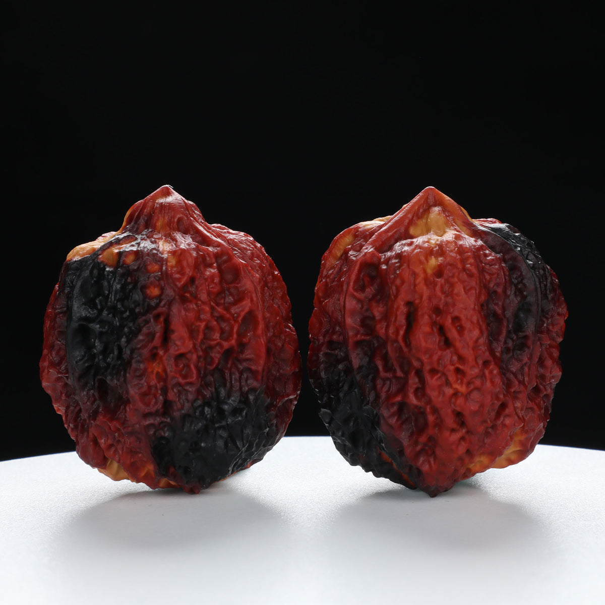 “Three-Ridged” Stout Y-Shaped Coral Cluster Tri-Color Iron Triple-Ridge Walnuts Pair | Size:35L*34W*41H | UPI:UR-00116