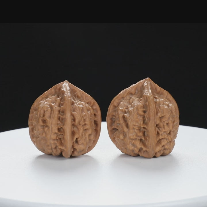 “Three-Ridged” Highly Matched 3-Sided Triple-Ridge Wenwan Walnuts Pair | Size:36L*38W*38H | UPI:UR-00088