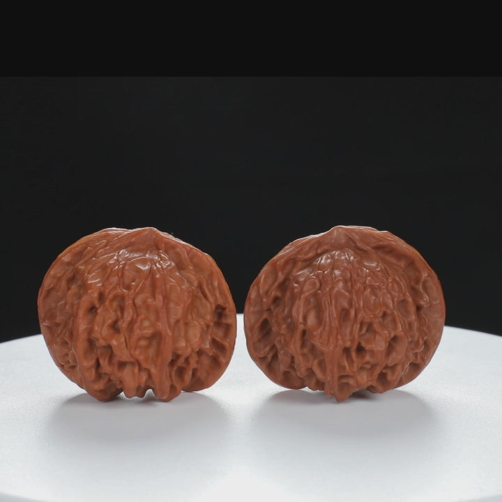 "Noble's Hat" Authentic entry level Wenwan Walnuts Pair | Size:43L*40W*37H | UPI:UR-00056