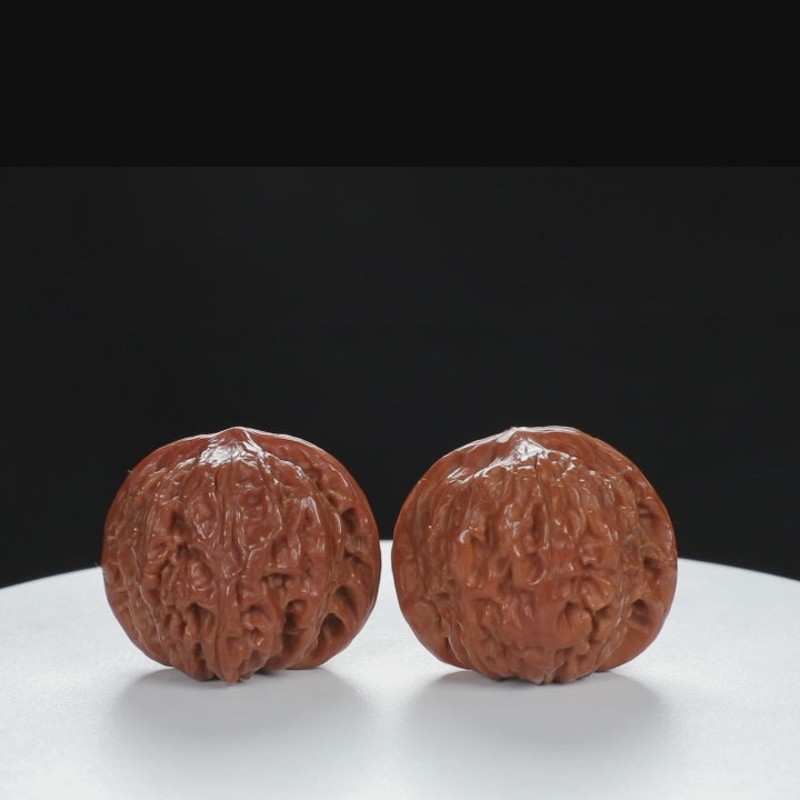 "Millstone" Heritage entry level Wenwan Walnuts Pair | Size:39L*35W*34H | UPI:UR-00027