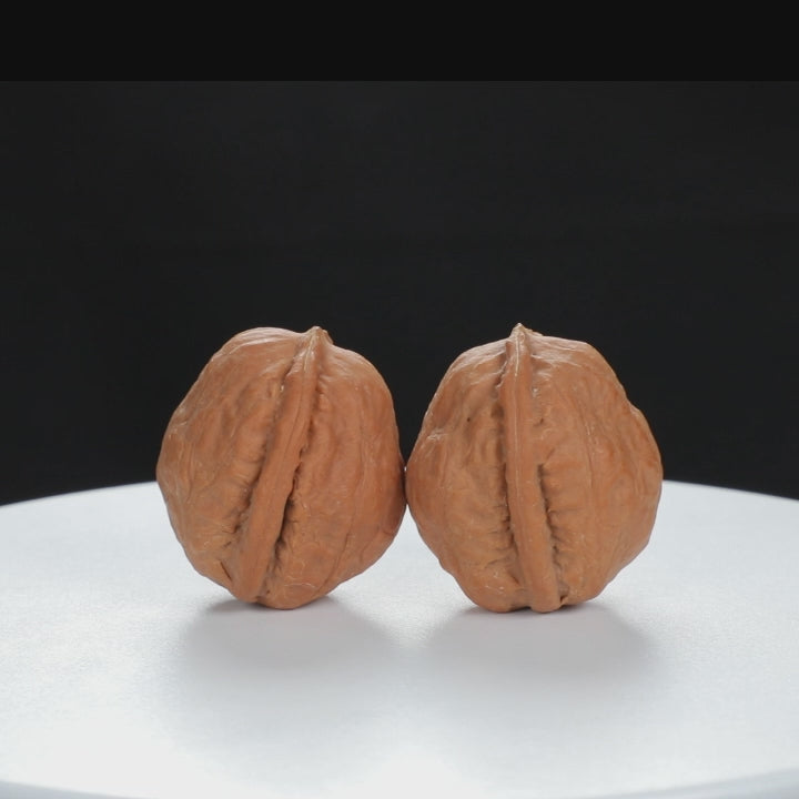 "Qiuzi" Handpicked entry level Wenwan Walnuts Pair | Size:31L*31W*35H | UPI:UR-00082