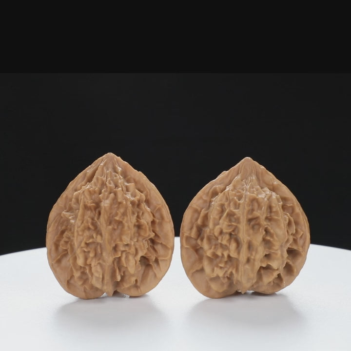 “Three-Ridged” Hand-Selected T-Shaped Triple-Ridge Wenwan Walnuts Pair | Size:37L*39W*42H | UPI:UR-00089