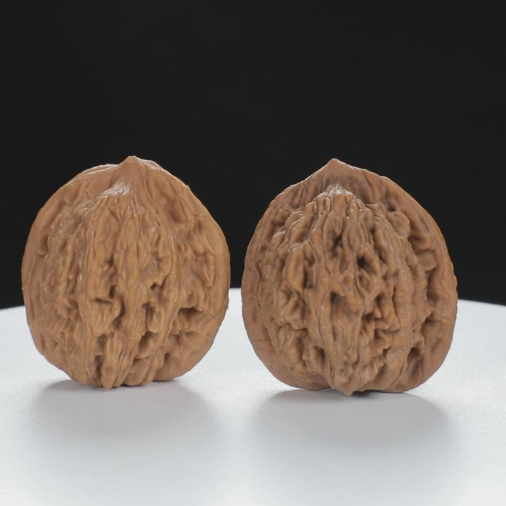 "Wheat Ear Tiger" Traditional entry level Wenwan Walnuts Pair | Size:38L*36W*40H | UPI:UR-00007
